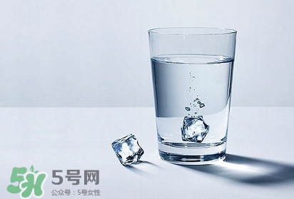 國(guó)家飲用水標(biāo)準(zhǔn)是什么？飲用水和礦泉水的區(qū)別