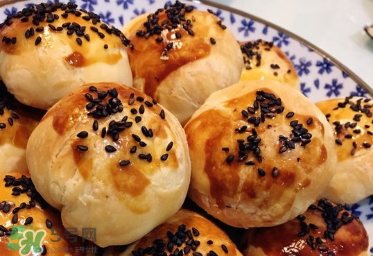 蛋黃酥是什么味道？蛋黃酥味道怎么樣？