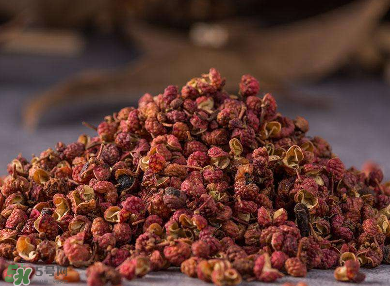 花椒泡腳有什么好處？花椒泡腳可以天天泡嗎？