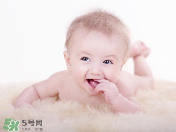 兒童安全座椅要坐到幾歲？兒童安全座椅適合多大的孩子？