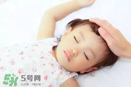 寶寶午睡多長時(shí)間才好？寶寶午睡的最佳時(shí)間