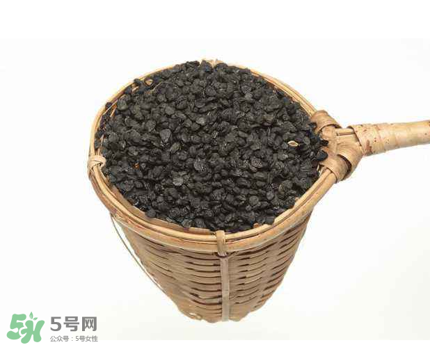 韭菜籽可以泡酒嗎？韭菜籽可以腌著吃嗎？