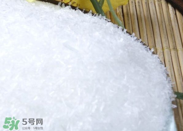 味精和雞精哪個(gè)更健康？味精和雞精哪個(gè)對(duì)身體危害大？