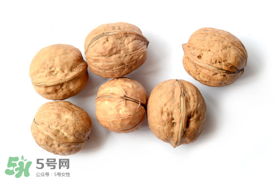 吃核桃能除濕嗎？濕氣重可以吃核桃嗎？
