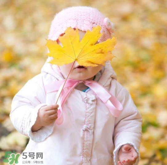 秋季寶寶怎么穿衣服？秋季寶寶穿什么？