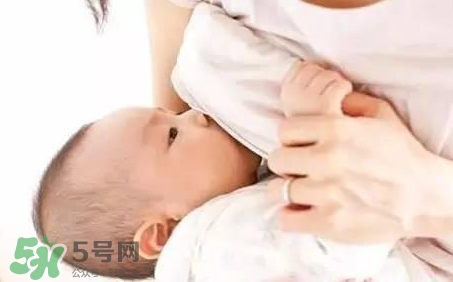 要上班了寶寶吃母乳怎么辦？要上班了寶寶不吃奶瓶怎么辦？