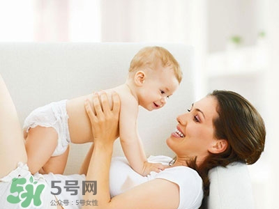 母乳喂養(yǎng)不能吃哪些東西？母乳喂養(yǎng)媽媽飲食注意事項