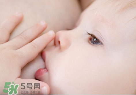 母乳能做什么？母乳可以放冰箱保鮮多久？