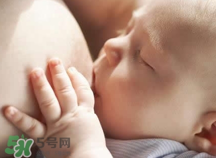 母乳能做什么？母乳可以放冰箱保鮮多久？