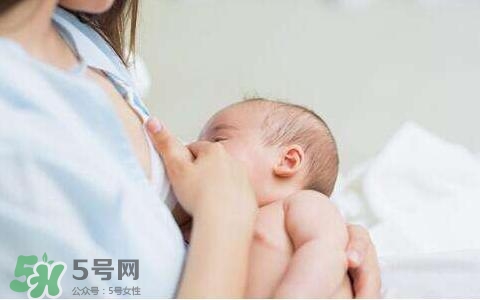 母乳到什么時候就沒營養(yǎng)了？母乳什么時候斷最好？