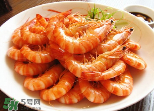 海蝦怎么做簡單又好吃？海蝦怎么去掉蝦線？