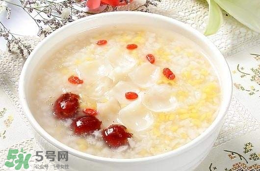 寶寶多大能吃調(diào)料？給寶寶輔食加調(diào)料的原則