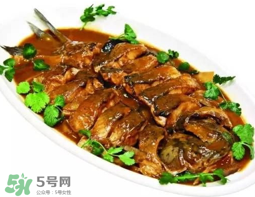 青魚怎么做好吃又簡單？青魚怎么做不腥？