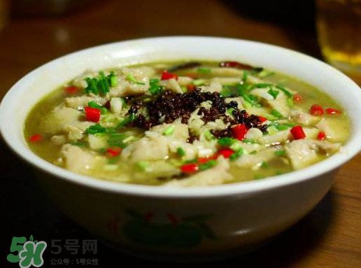 鰱魚可以做酸菜魚嗎？鰱魚怎么做酸菜魚？