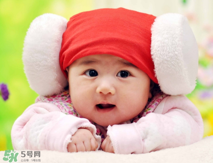 寶寶發(fā)燒抽搐正常嗎？寶寶發(fā)燒抽搐怎么辦？