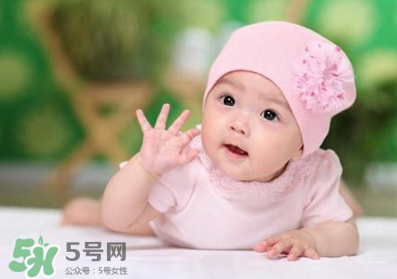 寶寶發(fā)燒出汗后可以洗澡嗎？寶寶發(fā)燒出汗好嗎？