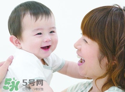 寶寶什么時候?qū)W會說話？怎么教寶寶說話？