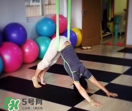 空中瑜伽有什么好處？空中瑜伽沒基礎可以學嗎