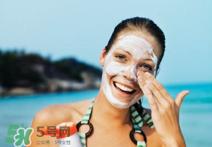 擦了防曬悶痘怎么辦？眼部需要特別防曬嗎？