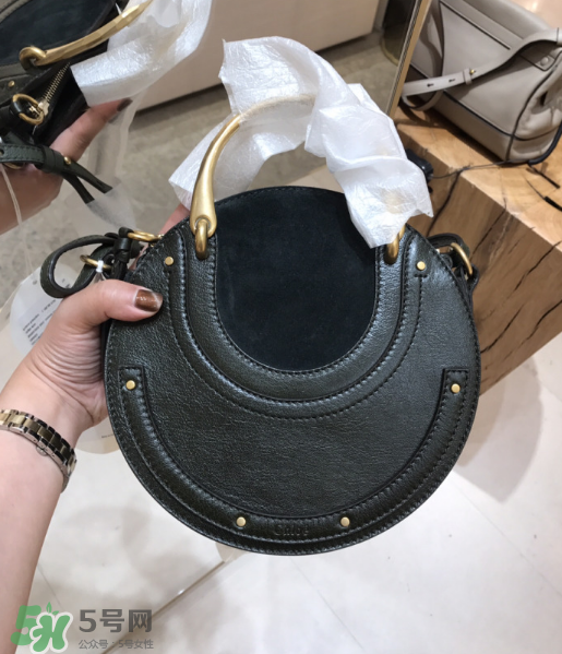 chloe pixie尺寸多大？蔻依17秋冬新款圓形包包尺寸介紹