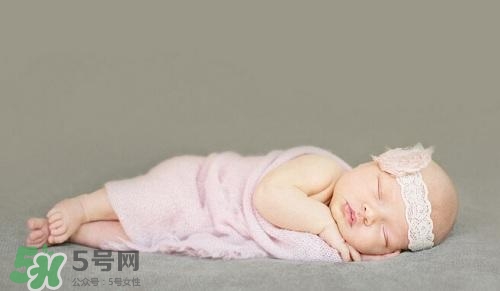 勒博耶分娩法的具體步驟是什么？勒博耶分娩法有哪些優(yōu)點(diǎn)？