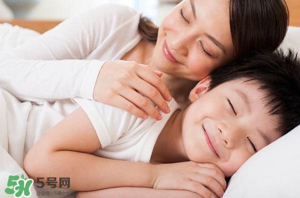 褪黑素是維生素b6嗎？褪黑素成分解析