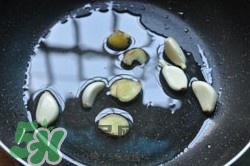 香辣蟹怎么做最好吃？香辣蟹怎么處理螃蟹？