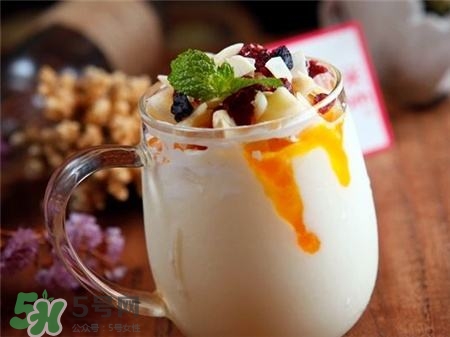 生孩子時(shí)吃什么易助產(chǎn)？生孩子時(shí)吃巧克力