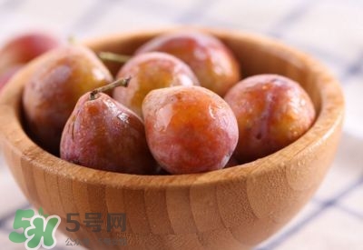 西梅寶寶能吃嗎？西梅寶寶多大可以吃？