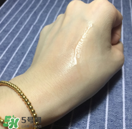 雪花秀潤燥精華適合什么膚質(zhì)？