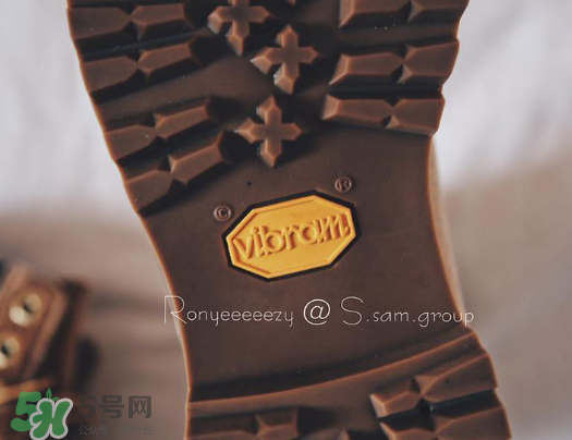 off white與timberland聯(lián)名6英寸大黃靴實(shí)物什么樣？