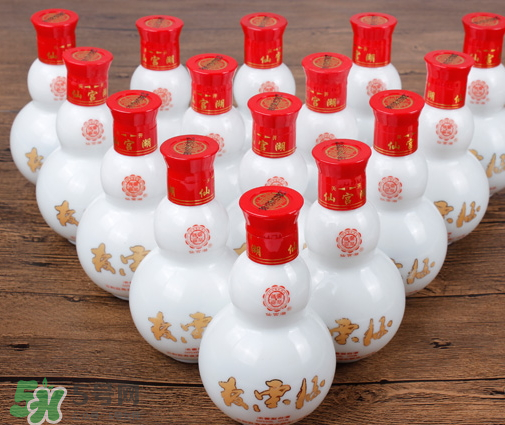 ?板栗酒能存放多久？?板栗泡酒可以放多久？