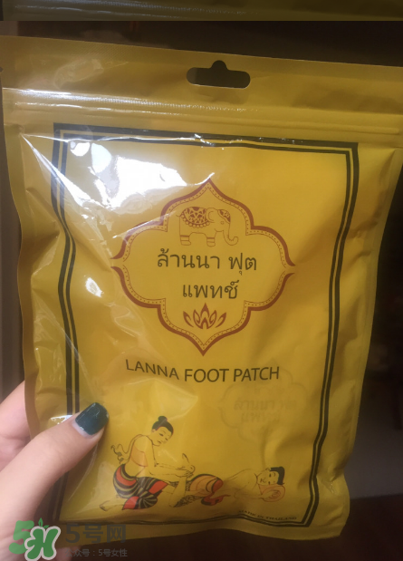 蘭納足貼真假怎么鑒別？蘭納足貼真假對比