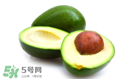 牛油果果汁怎么做？牛油果和什么榨汁好喝？