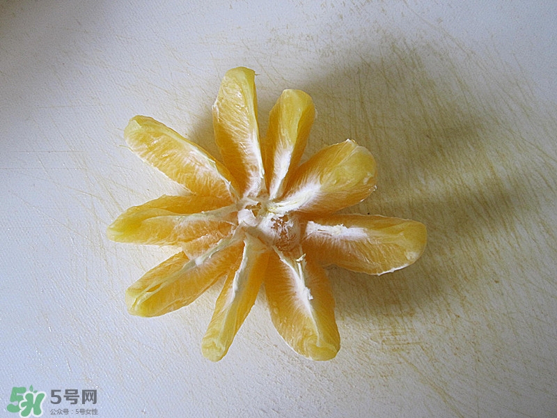 牛油果沙拉怎么做？牛油果沙拉用什么醬？