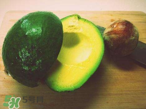 牛油果豐胸嗎？牛油果怎么吃豐胸？吃多久有效？