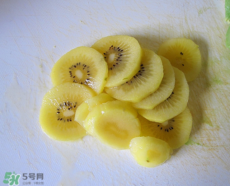 牛油果沙拉怎么做？牛油果沙拉用什么醬？