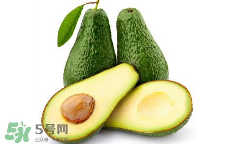 寶寶吃牛油果要蒸熟嗎？寶寶吃牛油果會(huì)便秘嗎？