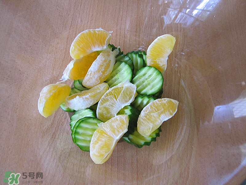 牛油果沙拉怎么做？牛油果沙拉用什么醬？