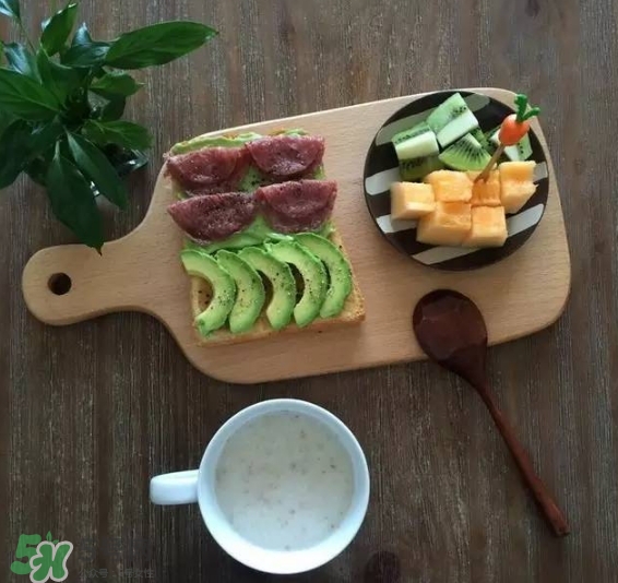 牛油果是什么味道？牛油果是甜的嗎？