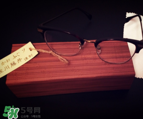 佐川藤井眼鏡怎么樣？佐川藤井和木九十哪個(gè)好？
