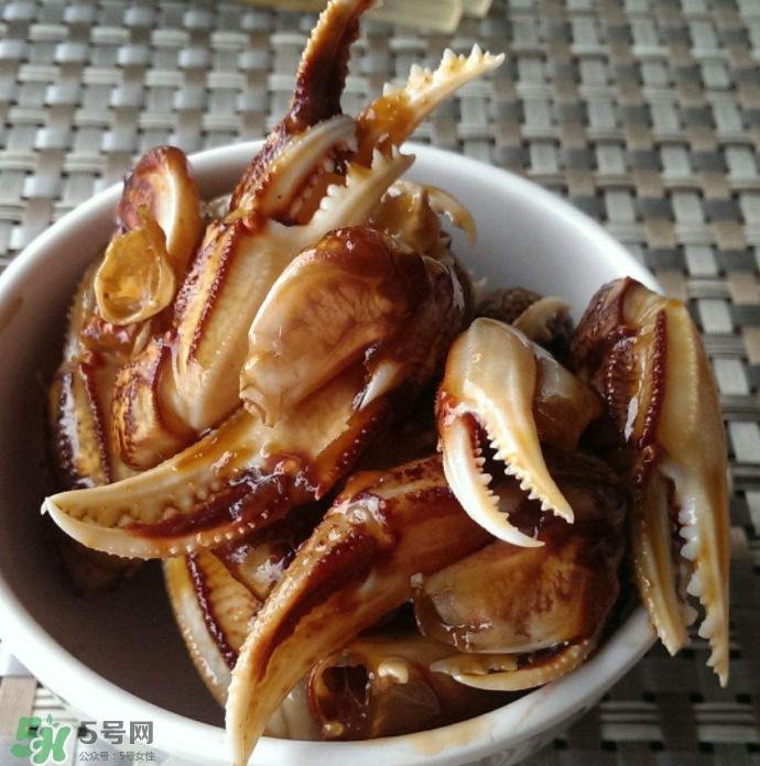 醉蟹是生吃好還是熟吃好？哪種更好吃？