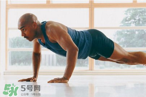 波比跳能減肚子嗎？波比跳做多少能減脂？