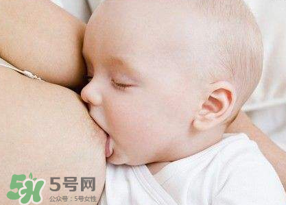 寶寶突然不吃母乳了怎么回事？寶寶不吃母乳是為什么？