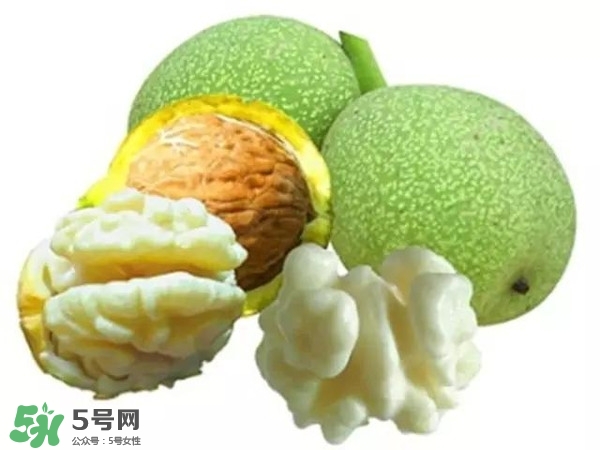 新鮮核桃怎么吃？新鮮核桃怎么給寶寶吃？