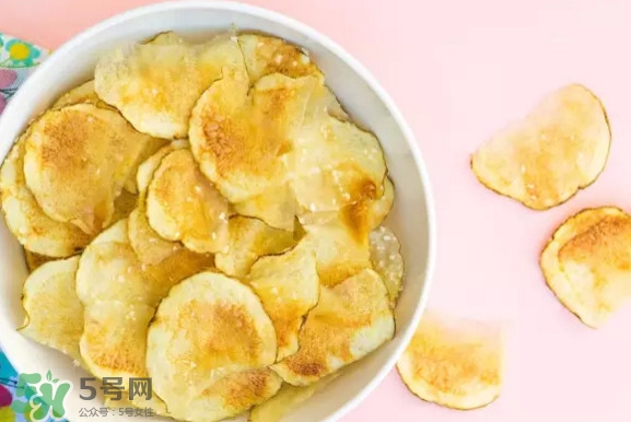 微波爐和烤箱哪個(gè)實(shí)用？微波爐與光波爐有什么區(qū)別