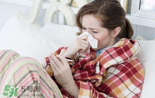 孕婦感冒對(duì)胎兒有影響嗎？孕婦感冒嗓子疼怎么辦？