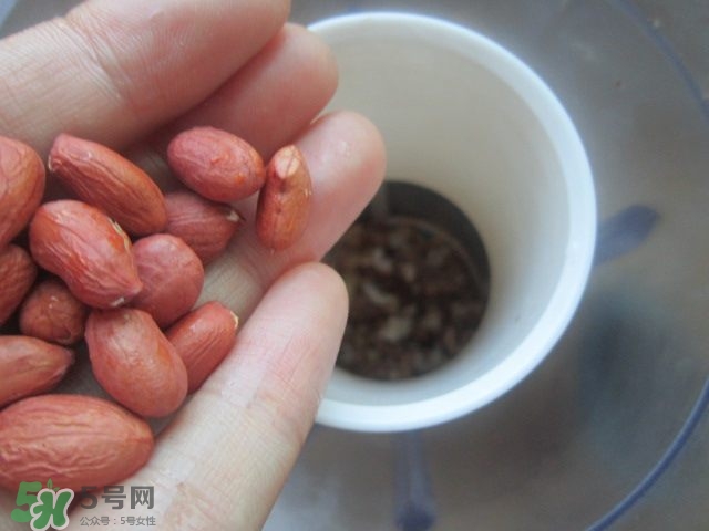 核桃可以和黃豆一起打豆?jié){嗎？核桃和什么一起打豆?jié){好？