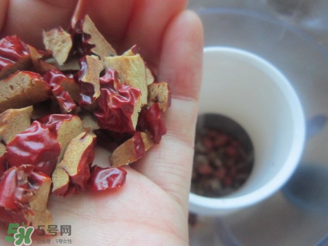 核桃可以和黃豆一起打豆?jié){嗎？核桃和什么一起打豆?jié){好？