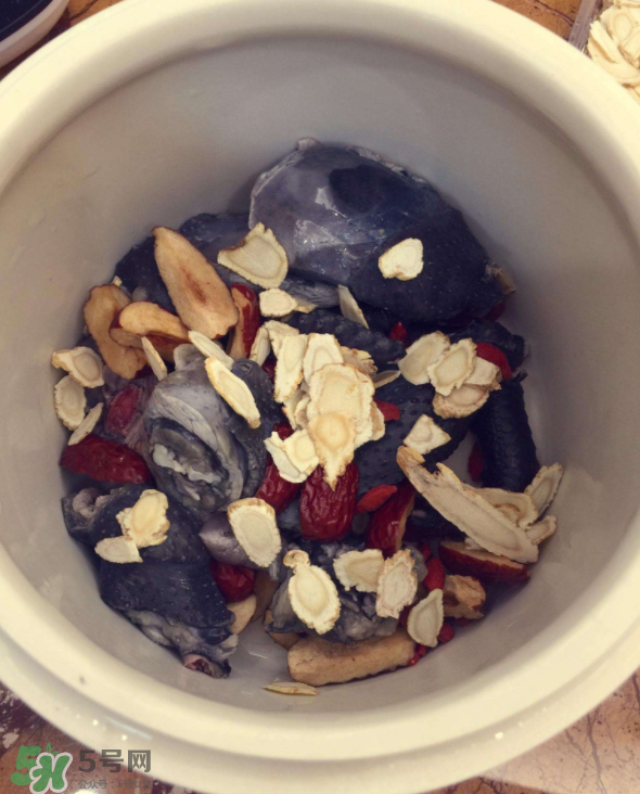 花旗參烏雞湯小孩能喝嗎？花旗參烏雞湯不適宜人群